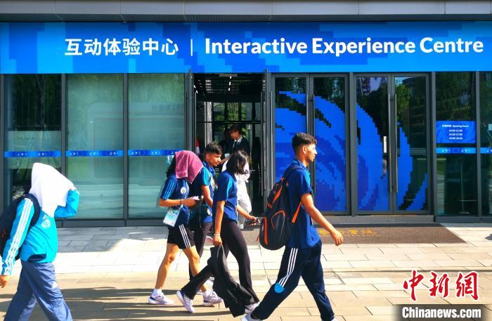 成都大运会非遗体验掀文化交流热潮