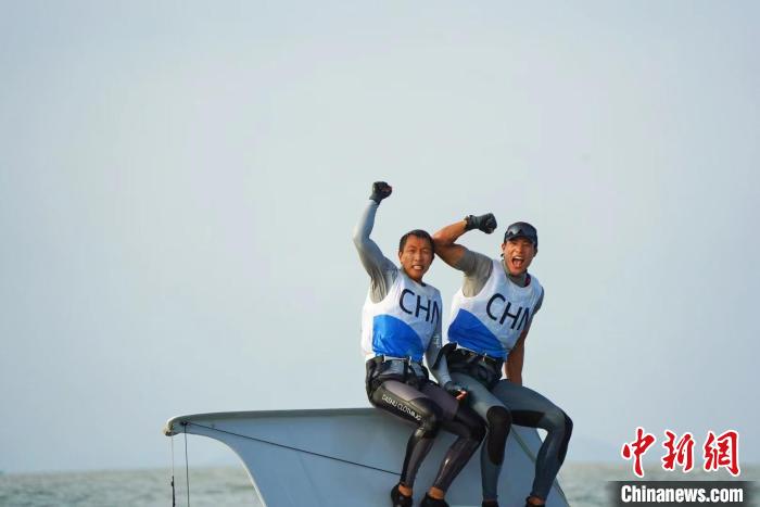 杭州亚运会帆船赛中国揽6金 00后新星闪耀赛场