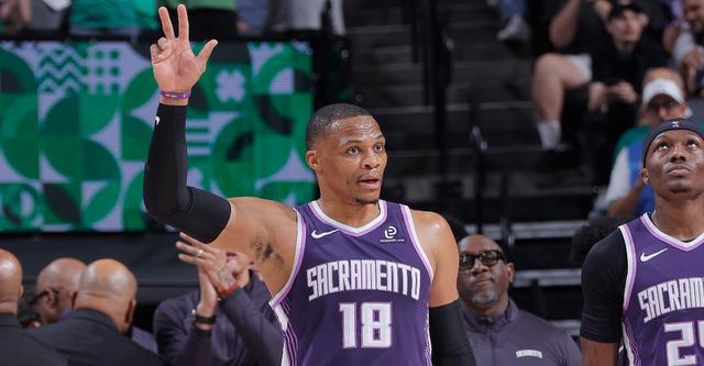 威少确认回归国王队 健康赛季引热议